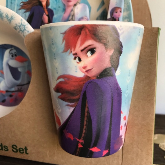 Disney Bamboo Frozen Elsa Christmas Dining Set - Picture 2 of 3